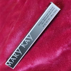 Mary Kay Lip Liner, Cappuccino